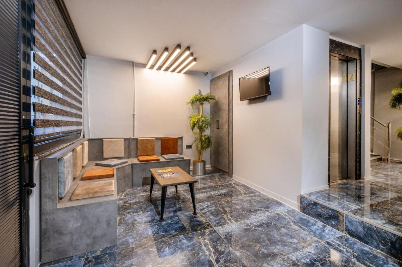 The Queen Hotel Κωνσταντινούπολη Εξωτερικό φωτογραφία